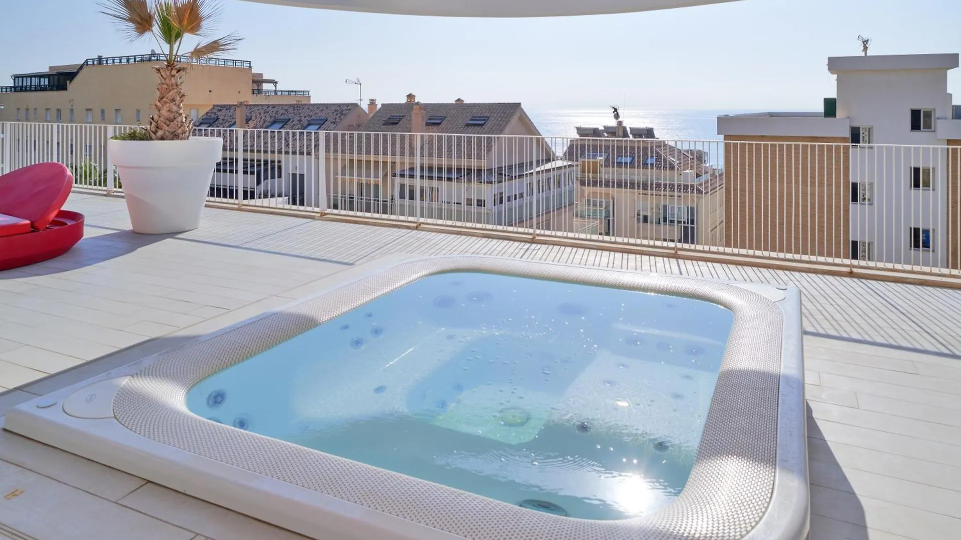 Beachfront Paradise With Spectacular Sea View Fuengirola
